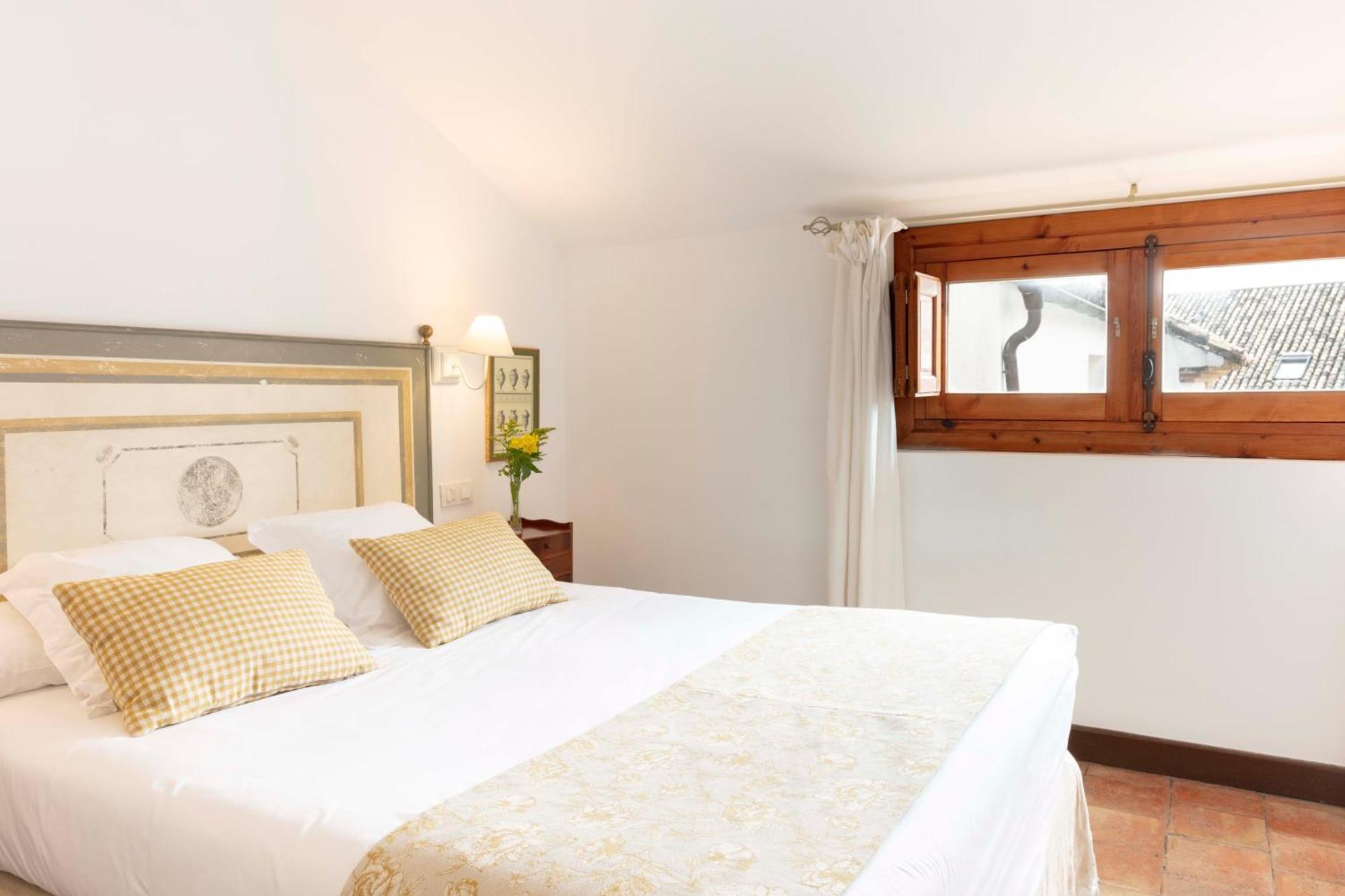 Hotel Puerta De La Luna Baeza Eksteriør billede